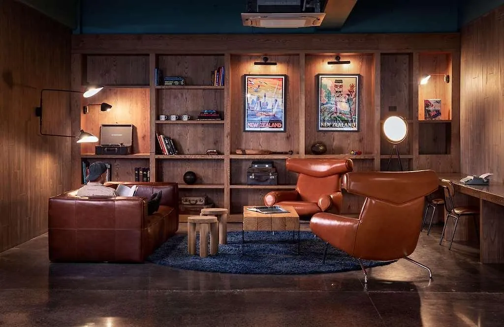 Lylo Auckland Hotel